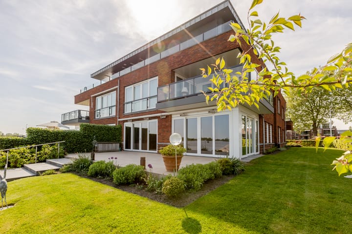 Notaris d'Aumerielaan 27