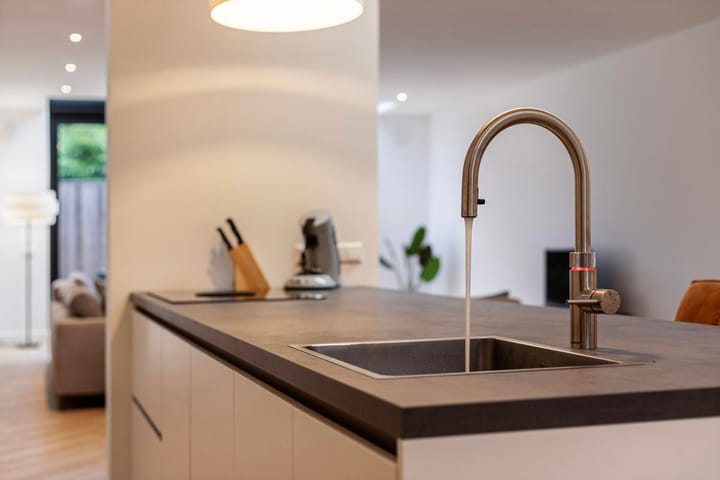 Photo 15 of Burgemeester van Nispen van Sevenaerstraat 5