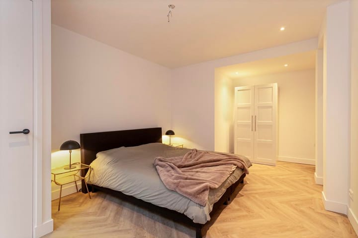 Photo 19 of Burgemeester van Nispen van Sevenaerstraat 5