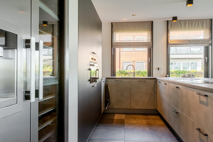 Photo 26 of Notaris d'Aumerielaan 27