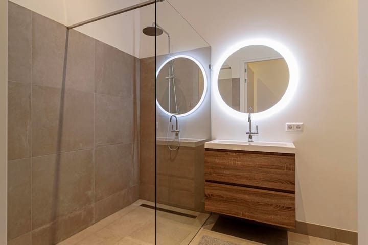 Photo 21 of Burgemeester van Nispen van Sevenaerstraat 5