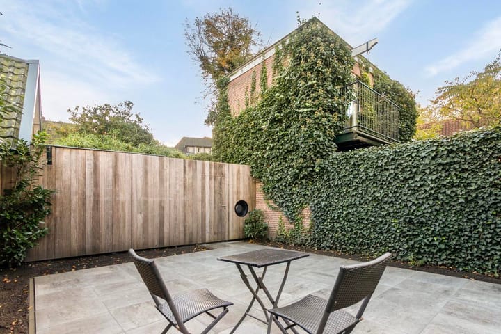 Photo 31 of Burgemeester van Nispen van Sevenaerstraat 5