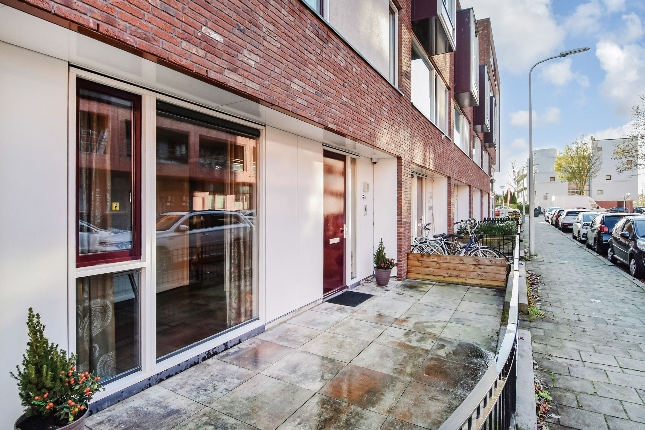 Photo 39 of Oosterhesselenstraat 590