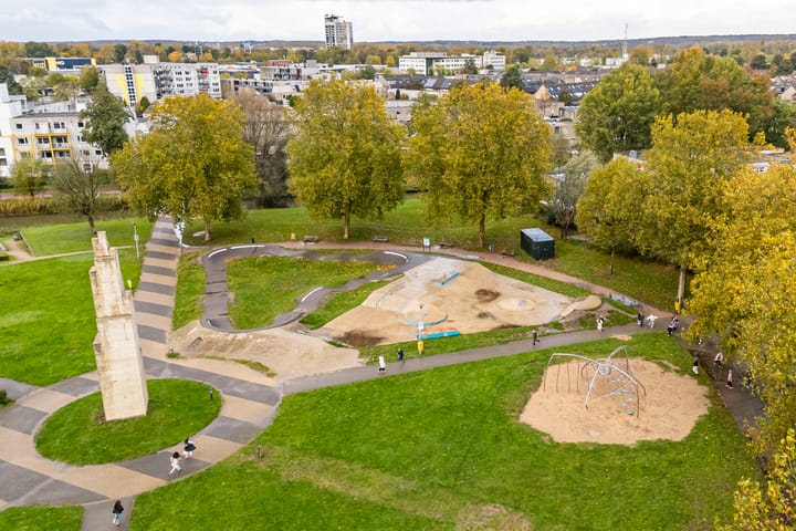 Foto 32 van Marxsingel 10