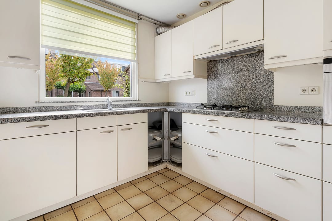 Foto 8 van Schutsluis 44