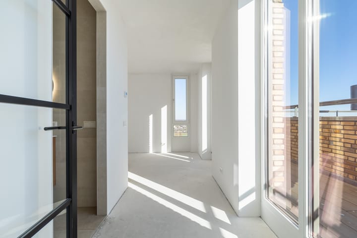 Photo 25 of Aida de Mirandaplein 103