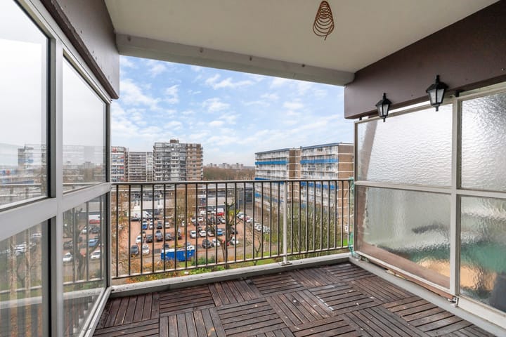 Foto 12 van Valeriusplein 364