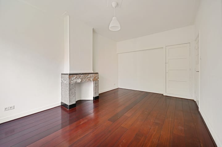 Foto 9 van van Gaesbekestraat 63