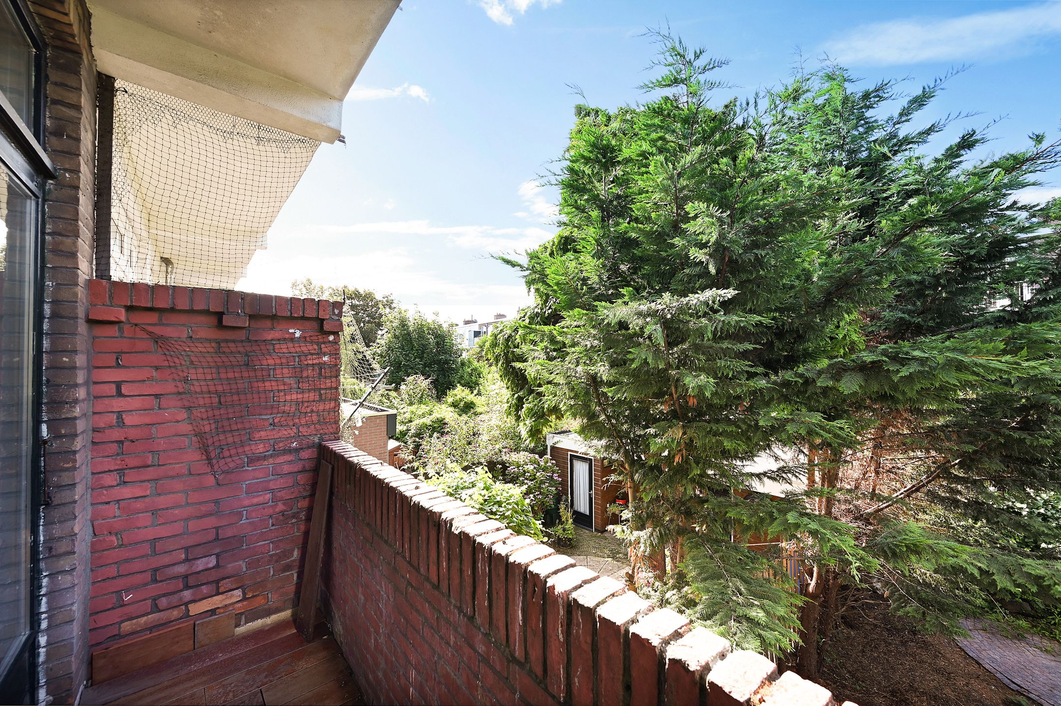 Foto 18 van van Gaesbekestraat 63