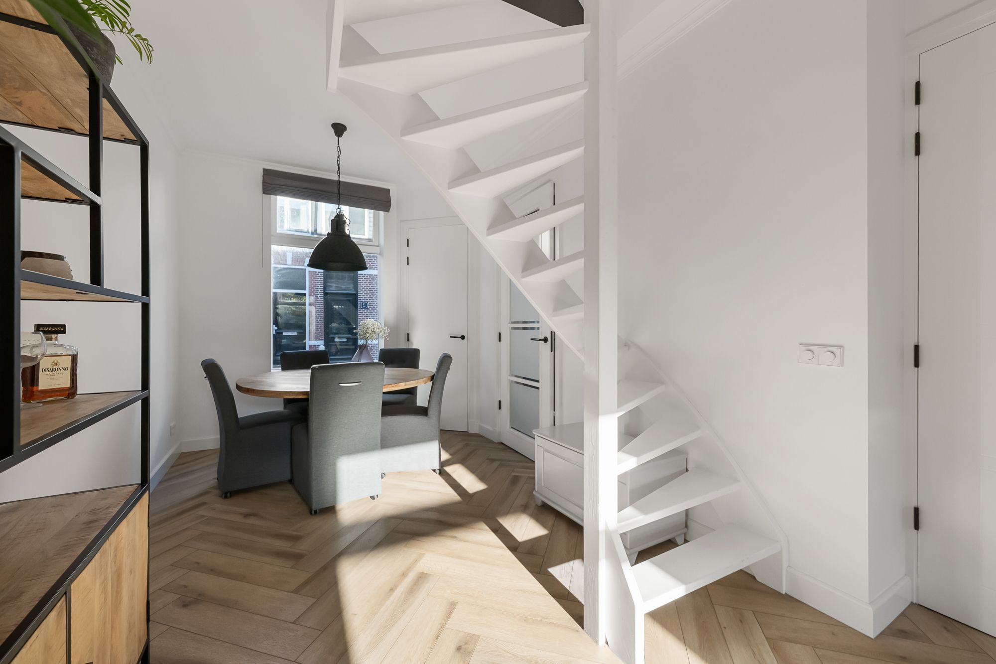 Photo 12 of J.W.C. Bloemstraat 6