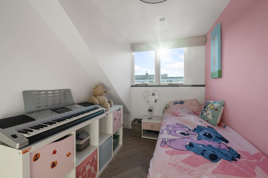 Photo 16 of J.W.C. Bloemstraat 6