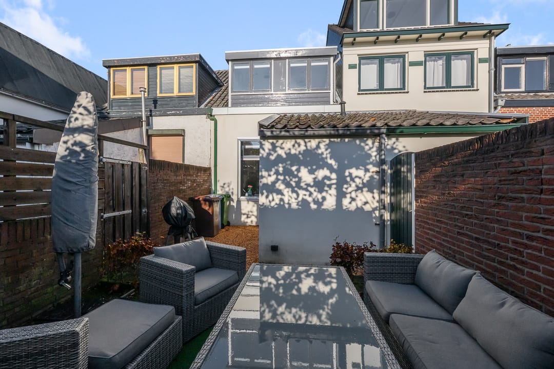 Photo 22 of J.W.C. Bloemstraat 6