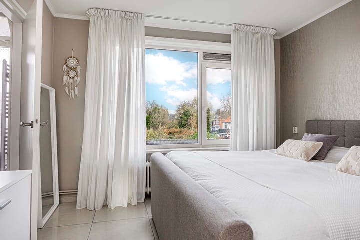 Photo 16 of Espoortstraat 251