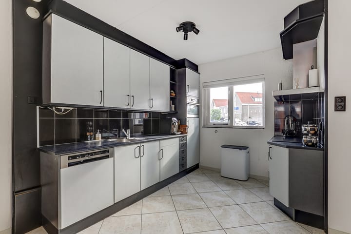 Photo 3 of Alpherbrink 5