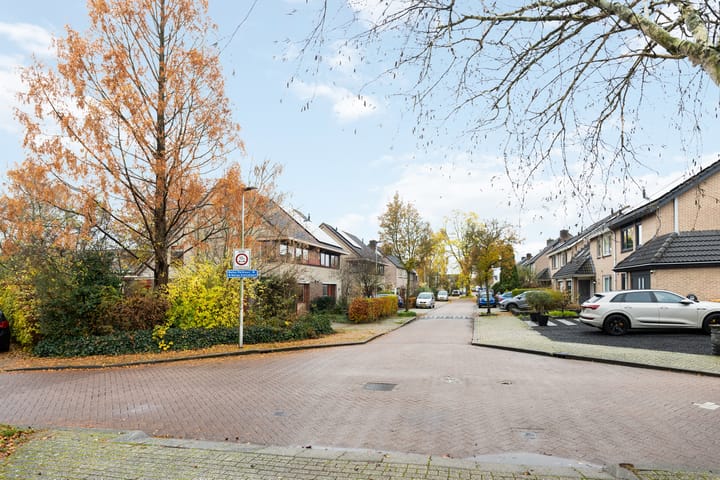 Foto 3 van Betsy Perklaan 9