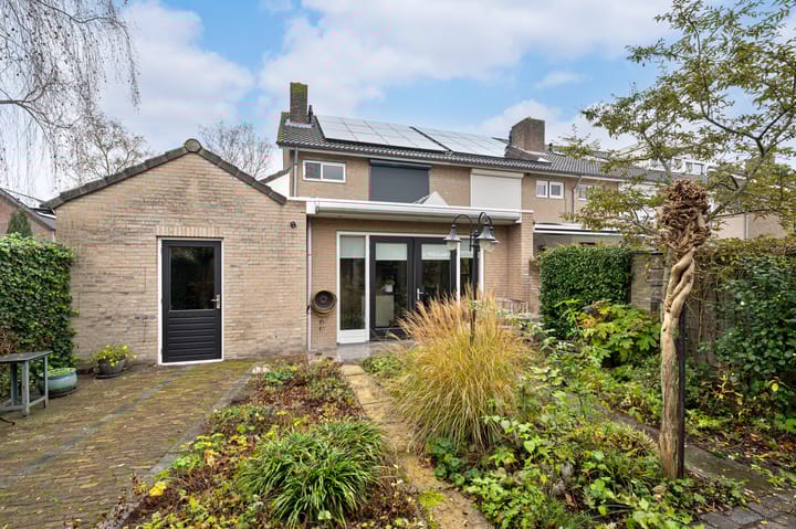 Foto 35 van Mauritsstraat 2