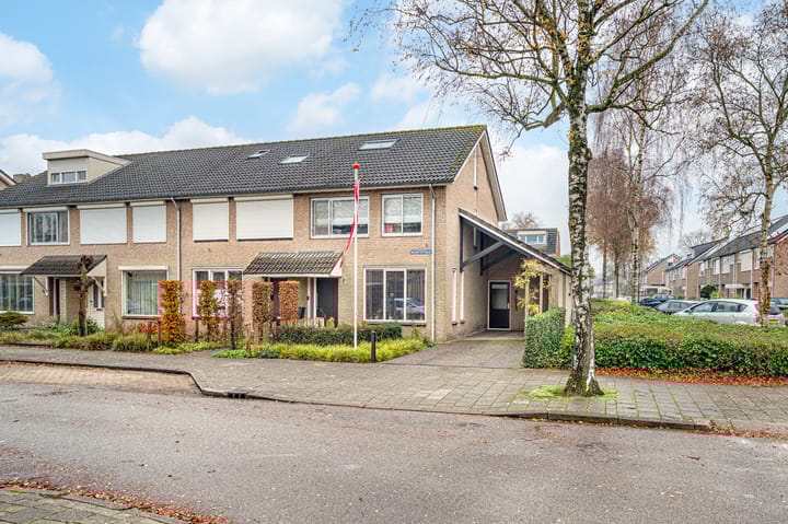 Foto 41 van Mauritsstraat 2