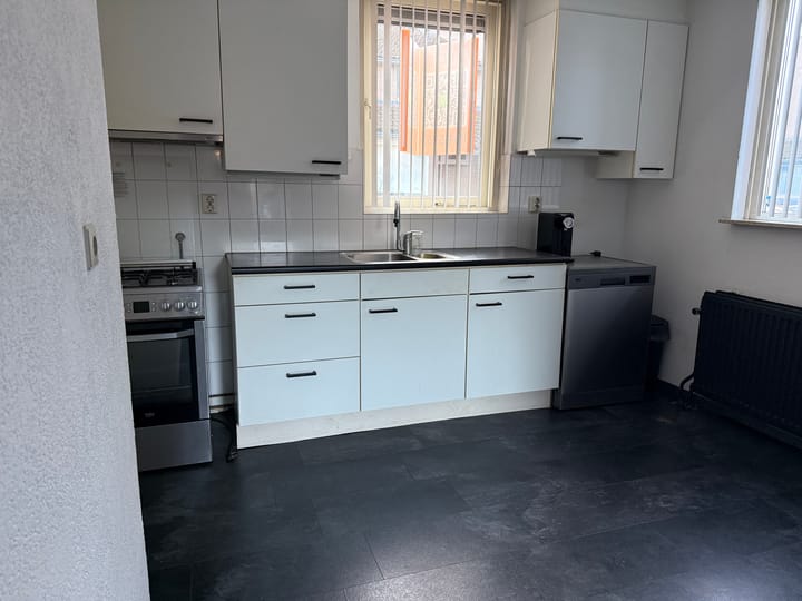 Photo 4 of Brederostraat 17