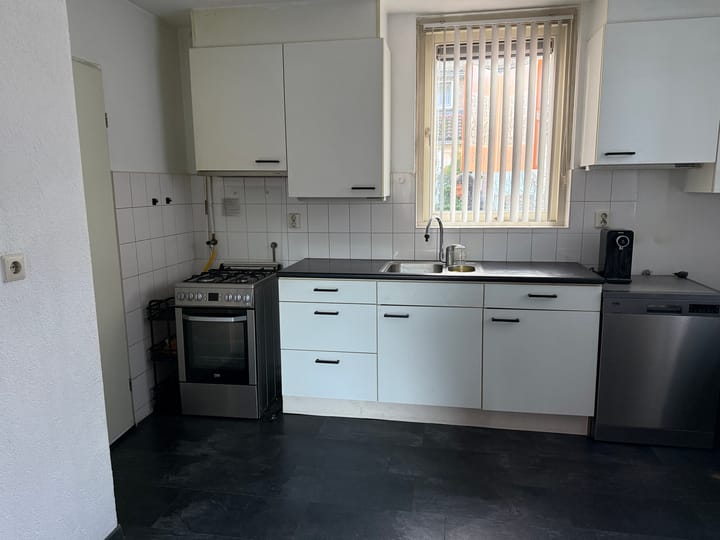 Photo 5 of Brederostraat 17