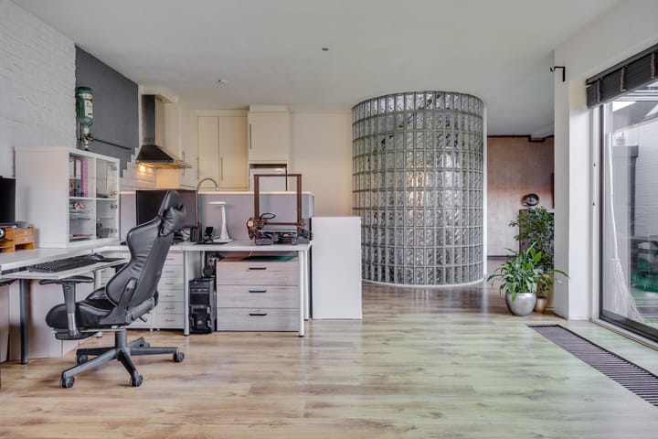 Photo 6 of Zwanenkamp 39