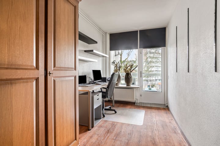 Foto 24 van Pollux 153