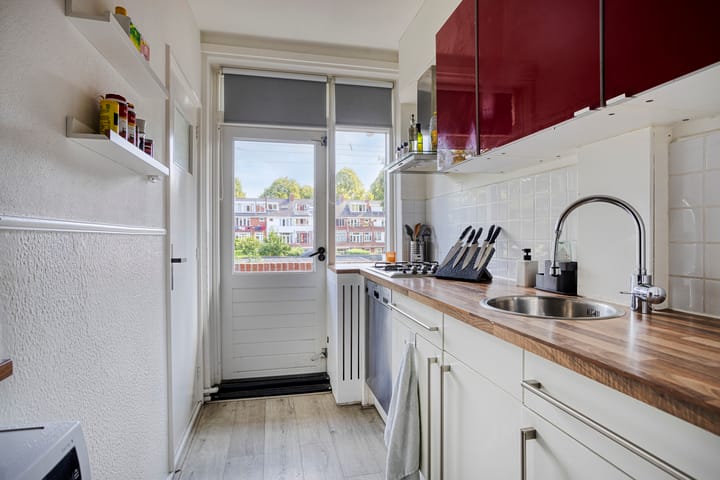 Photo 15 of Van Houtenlaan 98