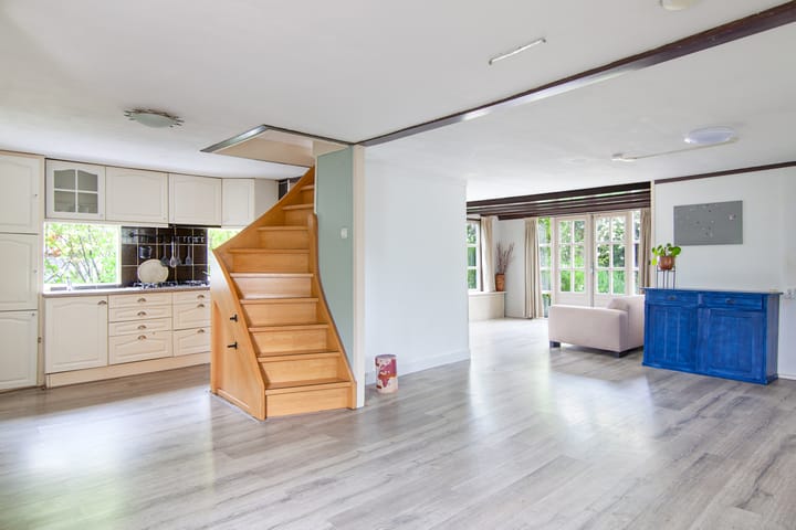 Foto 10 van Oosteinde 11-H91