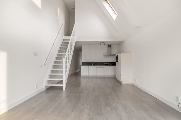 Foto 4 van Middelweg 117-C