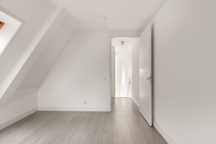 Foto 18 van Middelweg 117-C