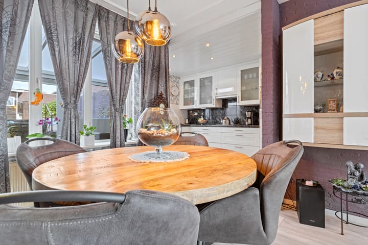 Photo 12 of St.Quirinusstraat 80