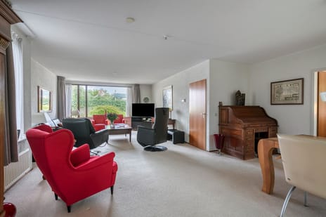 Dom Paul Bellotweg 10 tertiary image