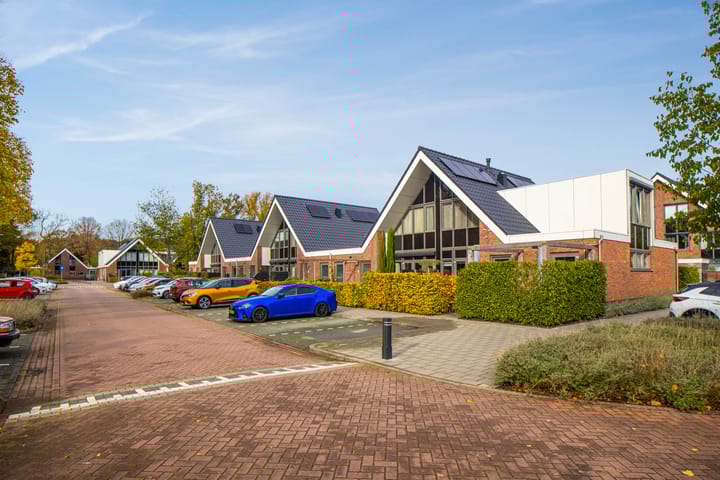 Photo 43 of De Kweek 2