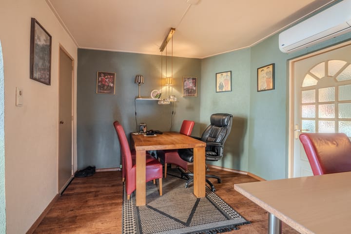 Photo 5 of Wilhelminastraat 111