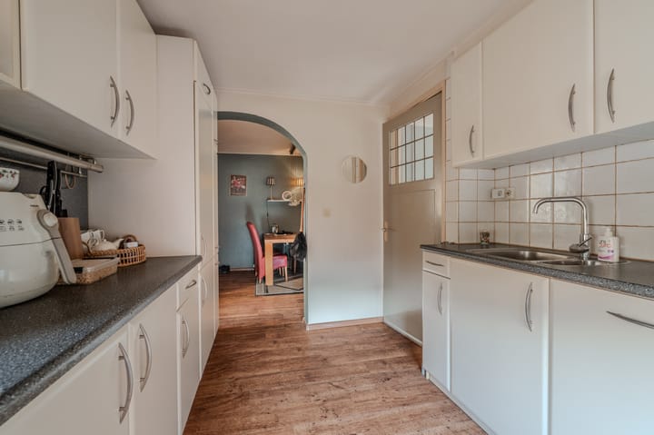 Photo 7 of Wilhelminastraat 111