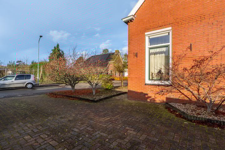 Photo 22 of Wilhelminastraat 111