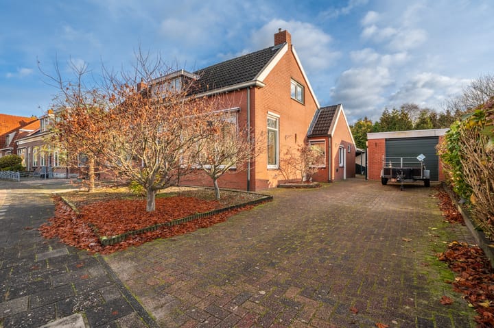 Photo 24 of Wilhelminastraat 111