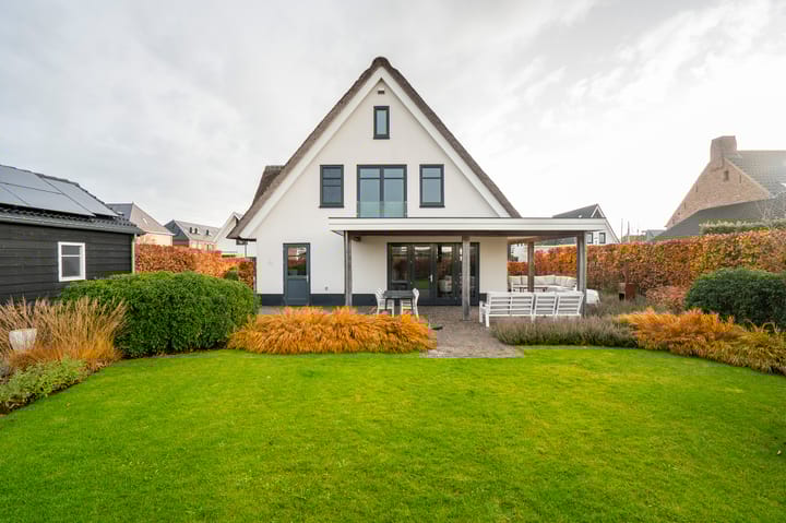 Photo 4 of Buitenbos 14