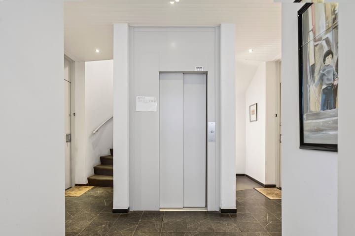 Photo 3 of Witmakersstraat 14-D