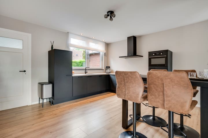 Photo 3 of Kerkplein 3