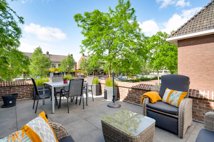 Foto 33 van Kerkplein 3