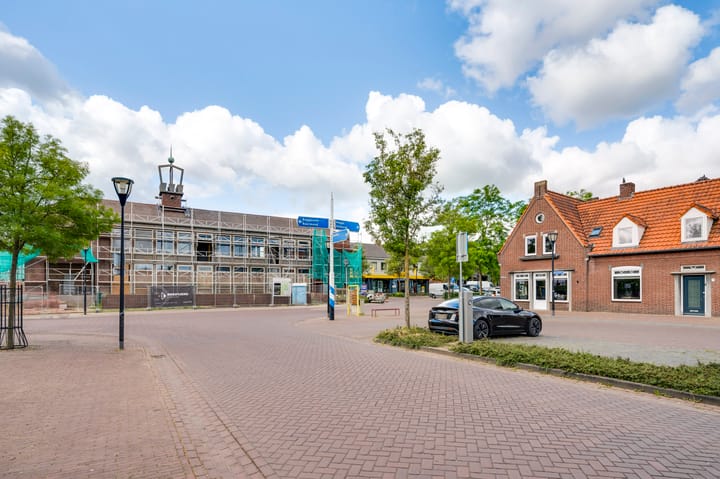 Foto 38 van Kerkplein 3