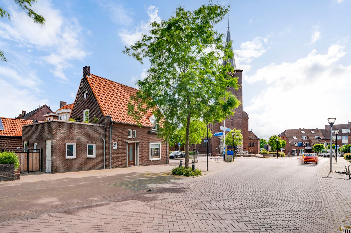 Foto 40 van Kerkplein 3