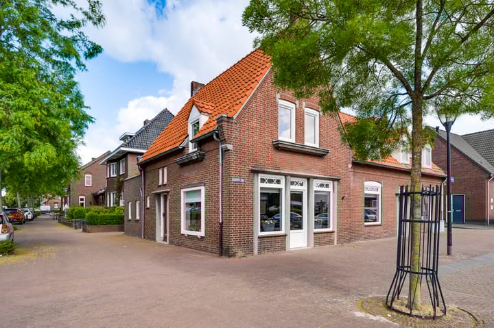 Foto 41 van Kerkplein 3