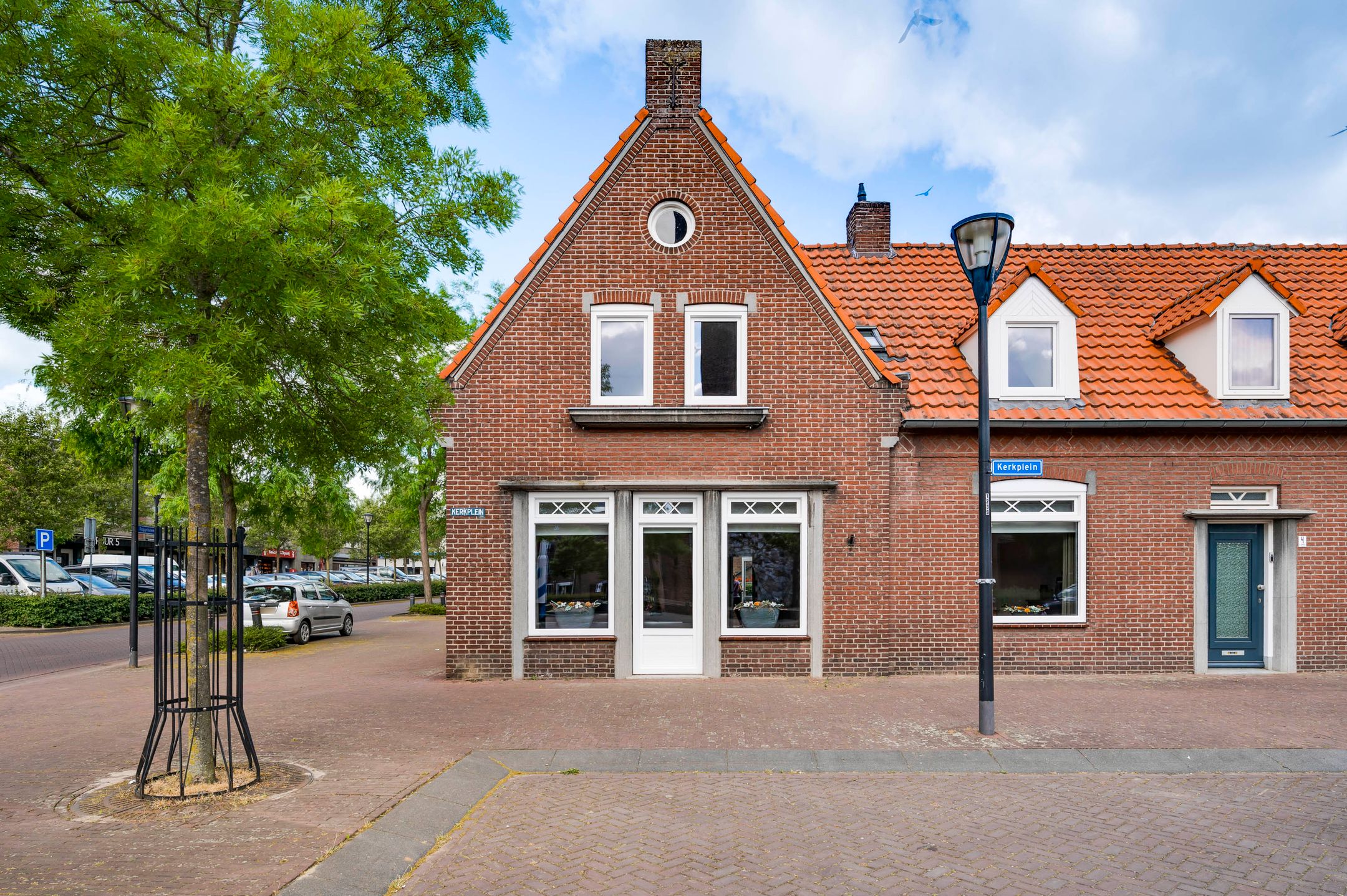 Foto 42 van Kerkplein 3