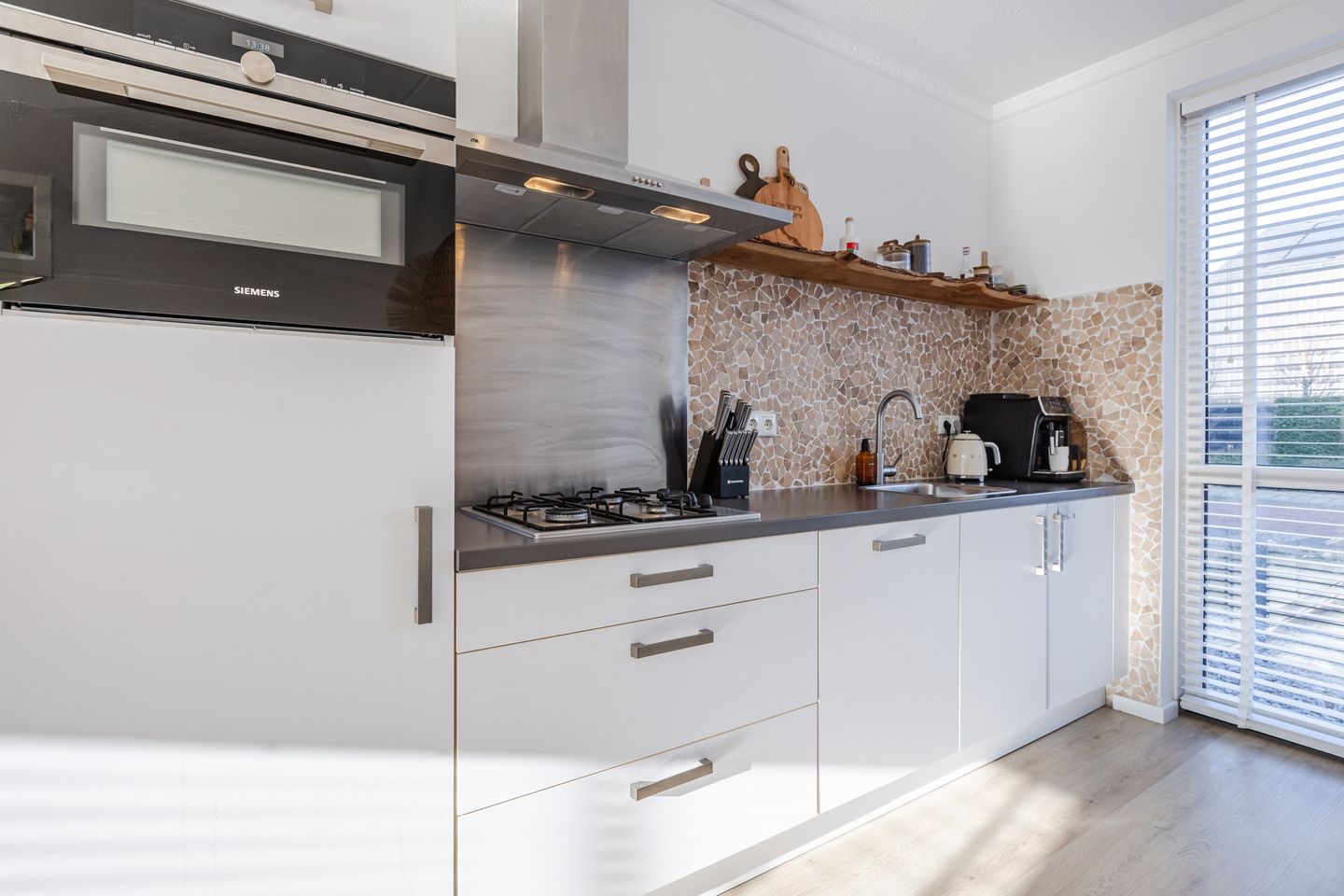 Photo 19 of Burgemeester Van Stapelestraat 7