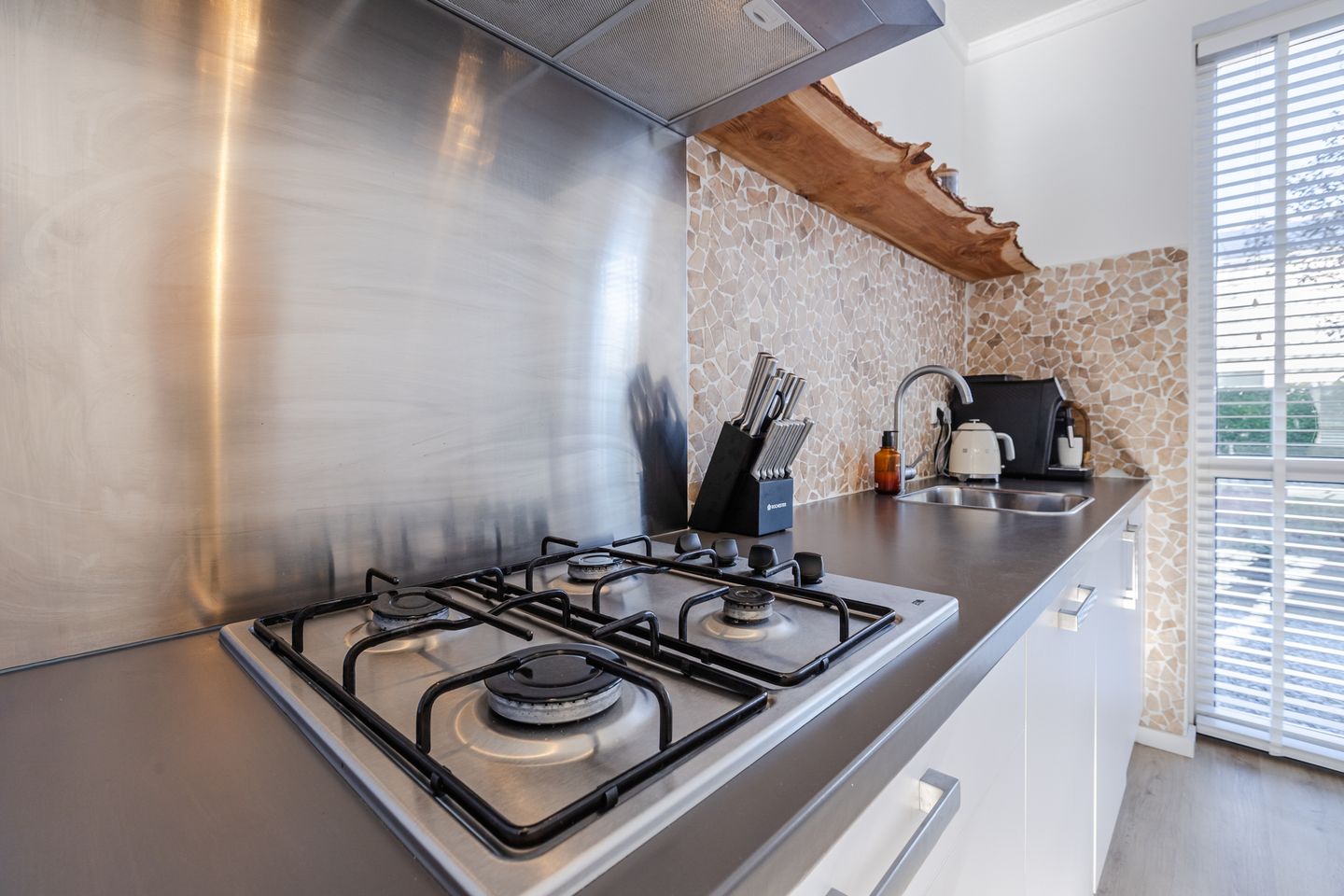 Photo 20 of Burgemeester Van Stapelestraat 7