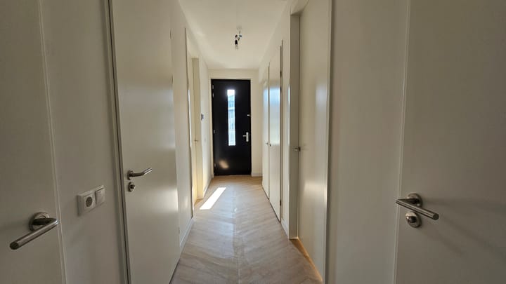 Foto 9 van Rosestraat 1177