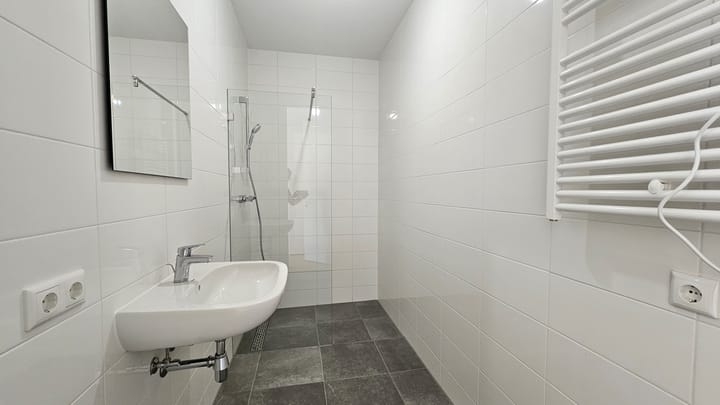 Foto 16 van Rosestraat 1177