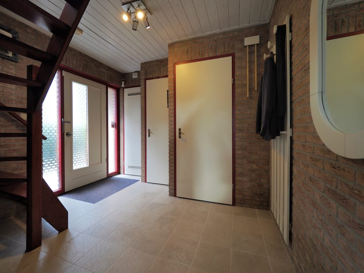 Photo 7 of Waterlelie 1