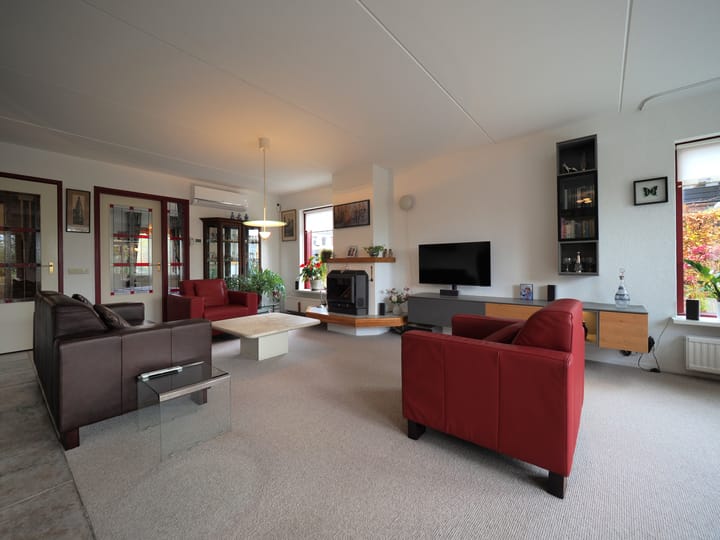 Photo 14 of Waterlelie 1